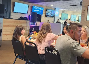 Crosswoods Restaurant & Sports Club