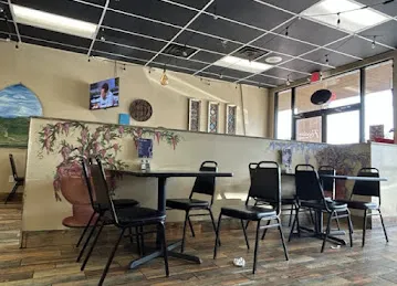 Foodies Restaurant & Grill