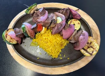 Foodies Restaurant & Grill