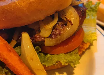 Harbor View Bar & Grill