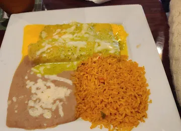 Mariachi's Grill & Cantina