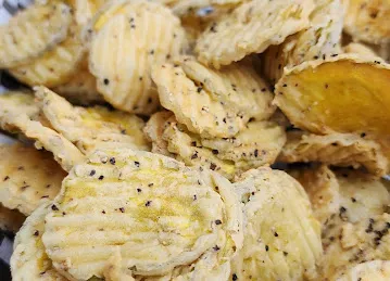 Wrecked Canoe Bistro + Patio